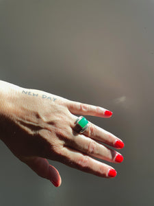 Chrysoprase rectrangle Wrap Ring